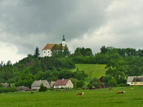 Pohled na hrad z podhradí